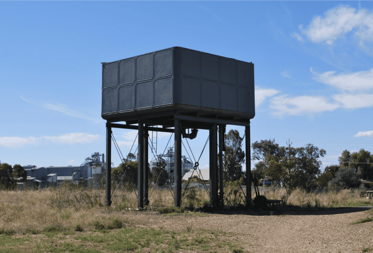 How to Insulate an Outdoor Water Tank