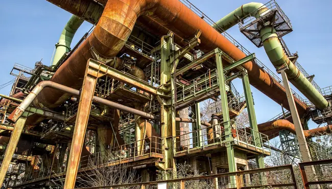 14 Pipeline Maintenance Challenges, Best Practices, and Tips