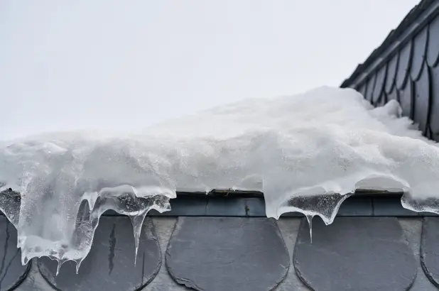 Innovative Ways to Prevent Ice Damming with High-Performance Roof Underlayments