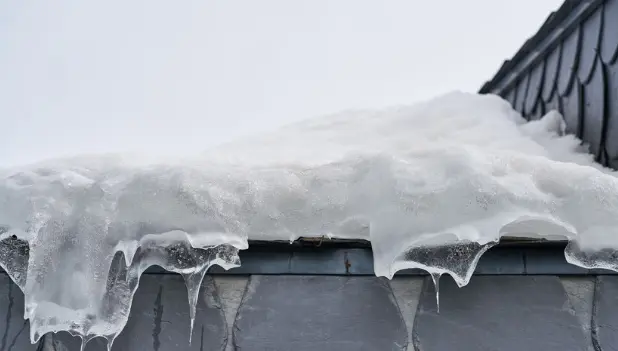 Innovative Ways to Prevent Ice Damming with High-Performance Roof Underlayments